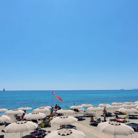 Apartamento Hostdomus - Milano Mare Terrace