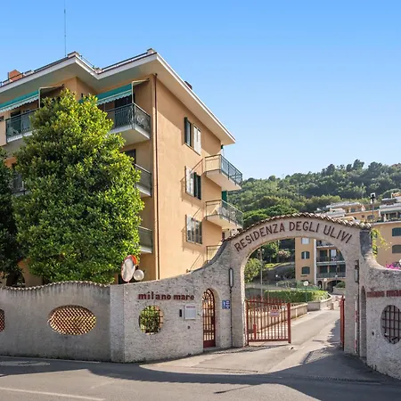 アパート Hostdomus - Milano Mare Terrace *