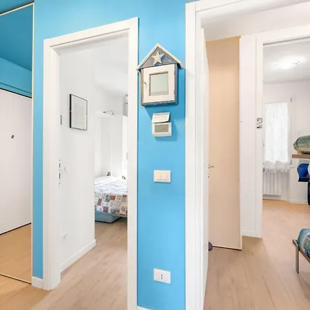 Hostdomus - Milano Mare Terrace Pietra Ligure
